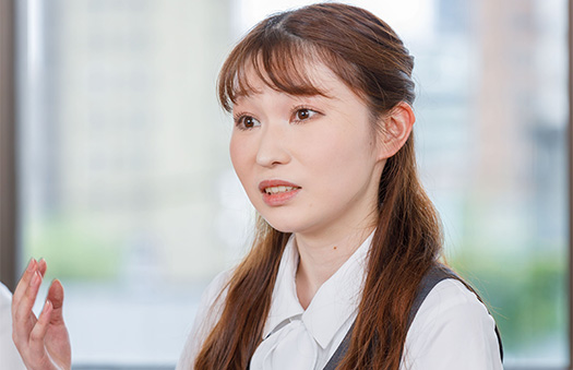 運用担当K.Sさんがインタビューされている