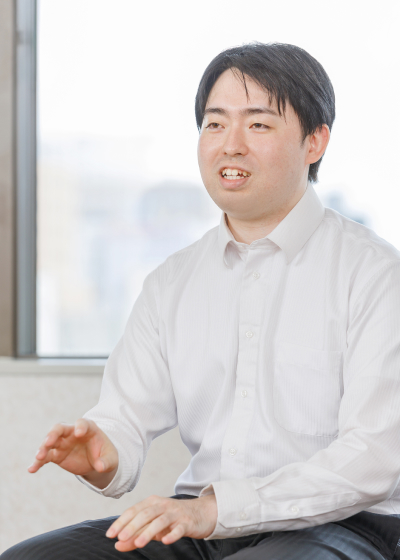 運用担当 K.Sさんが話している